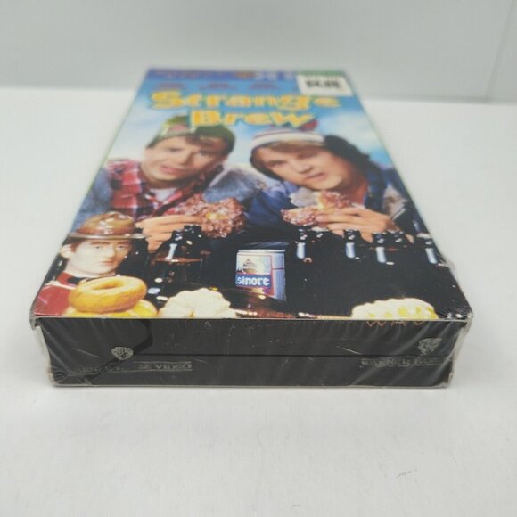 STRANGE BREW NEW SEALED VHS 2000 THOMAS MORANIS McKENZIE BROS BEER WARNER BROS - Picture 4 of 7